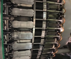 Dây chuyền chiết rót Chai Pet 9.000 chai/ 1 giờ 
